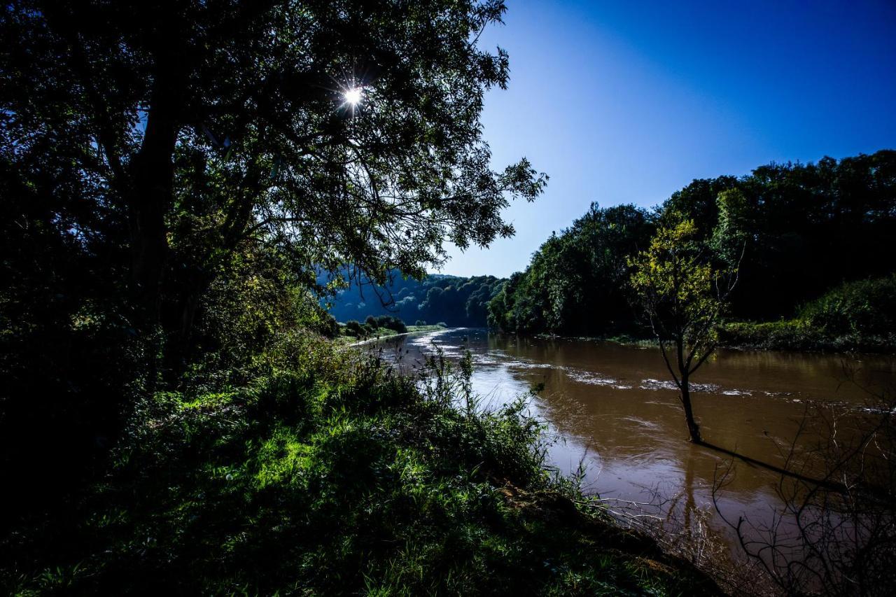 Parva Farmhouse Riverside Guesthouse Tintern Bagian luar foto